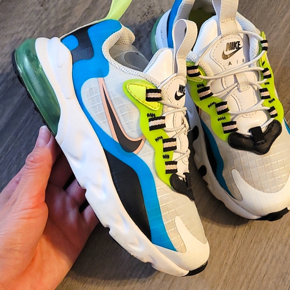 👟👟